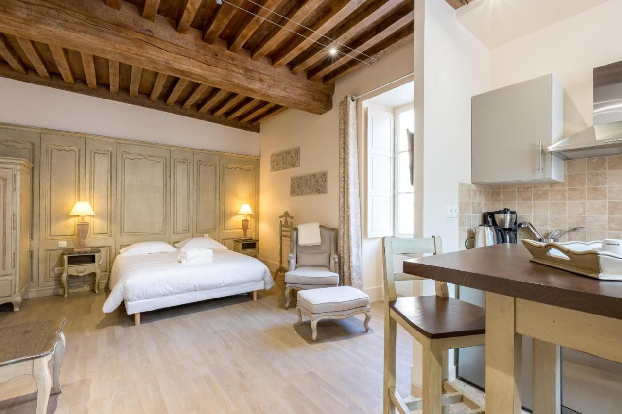 Le Cara - 4 Appartements Calmes Et Chics Au Coeur De Beaune Beaune  Esterno foto