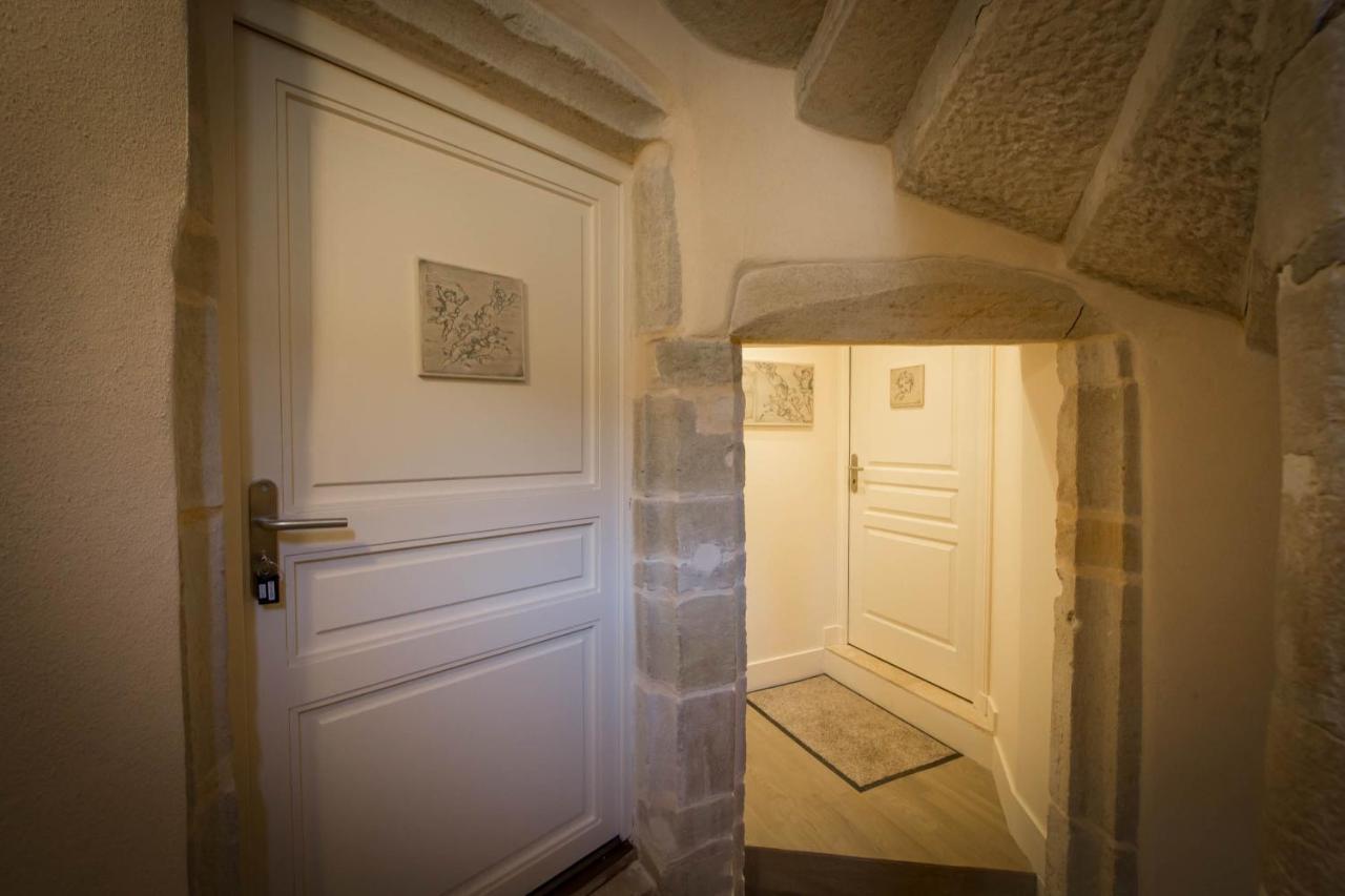 Le Cara - 4 Appartements Calmes Et Chics Au Coeur De Beaune Beaune  Esterno foto